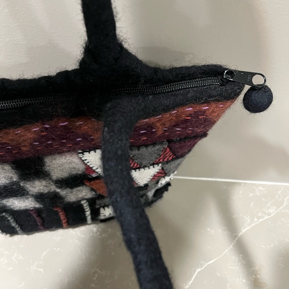 Rising Tide Felted Wool Fall Colors Shoulder Bag - Picture 6 of 14